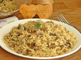 Mantarlı Arpa Şehriye Pilavı