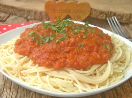 Napoliten Soslu Makarna