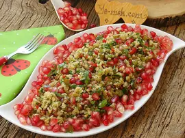 Narlı Bulgurlu Tabule Salatası