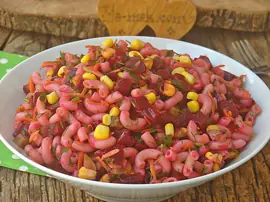 Pancarlı Makarna Salatası