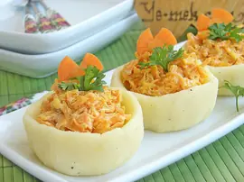 Patates Çanağında Havuç Salatası