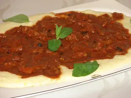 Patates Yatağında Et Sote (Patates Beğendi)