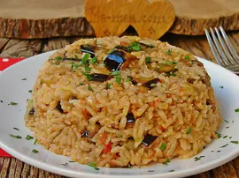 Patlıcanlı Pirinç Pilavı