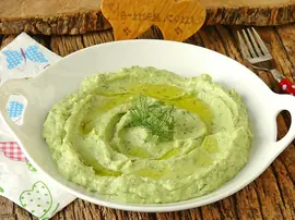 Peynirli Avokado Ezmesi