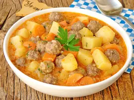 Salçalı Terbiyeli Sulu Köfte