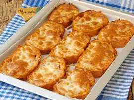 Salçalı Yumurtalı Ekmek