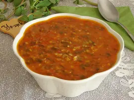 Semizotlu Kırmızı Mercimek Çorbası