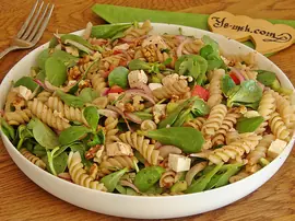 Semizotlu Makarna Salatası