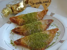 Şöbiyet (Baklavalık Yufkadan)