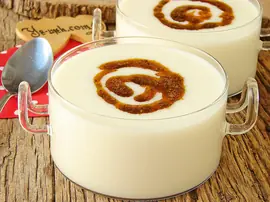 Sütlü Un Çorbası
