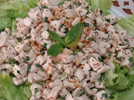 Tahinli Tavuk Salata