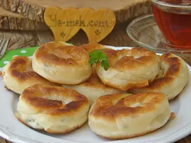 Tavada Peynirli Gül Böreği