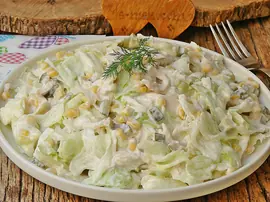 Tavuklu Göbek Marul Salatası