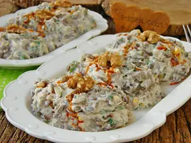 Tavuklu Yoğurtlu Mercimek Salatası