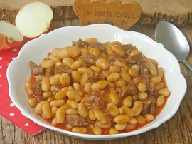 Tencerede Etli Kuru Fasulye