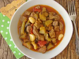 Tencerede Etli Patlıcan Yemeği