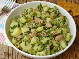 Ton Balıklı Patates Salatası