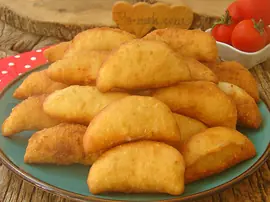 Üç Malzemeli Mayasız Pişi