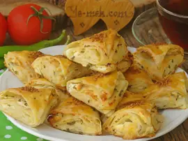 Üçgen Börek