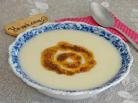 Unlu Yoğurt Çorbası
