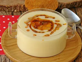 Yoğurtlu Mısır Unu Çorbası