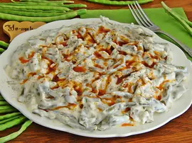 Yoğurtlu Taze Börülce Salatası