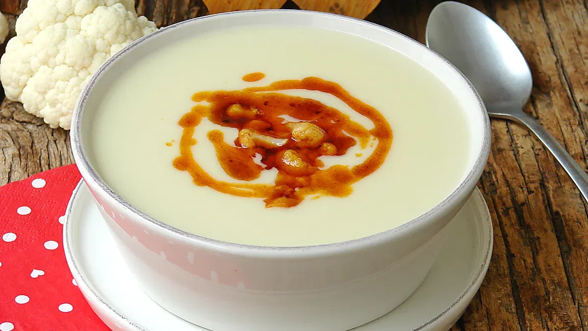 Sütlü Karnabahar Çorbası