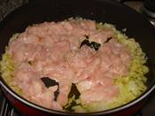 Tavuklu Bezelye Yemeği