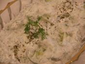 Yoğurtlu Salatalık Salatası