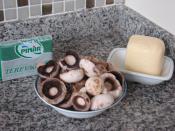 Güveçte Mantar Graten