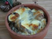 Güveçte Mantar Graten