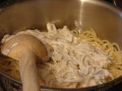 Kremalı Tavuklu Makarna