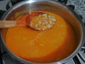 Domatesli Şehriye Çorbası