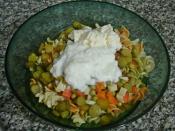 Renkli Makarna Salatası