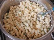 Domates Soslu Peynirli Makarna