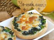 Fırında Kremalı Ispanaklı Ekmek Pizzası