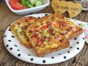 Bayat Ekmek Pizzası