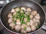 Biberli Fındık Mantar Sote