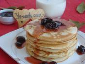 Vişne Reçelli Pankek