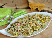 Renkli Şehriye Salatası