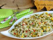 Renkli Şehriye Salatası