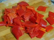 Közlenmiş Kırmızı Biberli Patlıcan Salatası