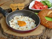 Lor Peynirli Yumurta