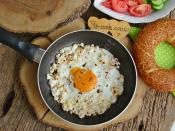 Lor Peynirli Yumurta