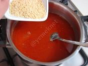 Kıymalı Arpa Şehriye Çorbası