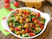 Krutonlu Ispanak Salatası