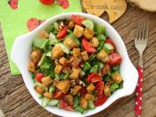 Krutonlu Ispanak Salatası