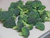 Fırında Beşamel Soslu Tavuklu Brokoli