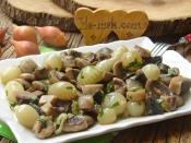 Arpacık Soğanlı Mantar Sote