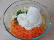 Yoğurtlu Sebze Salatası